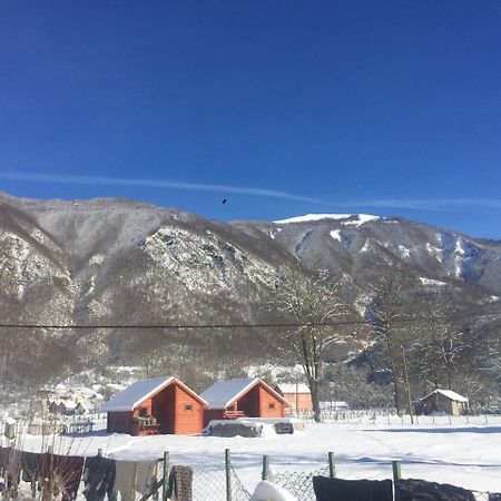 Bungalows-Oaza Vuthaj Dış mekan fotoğraf
