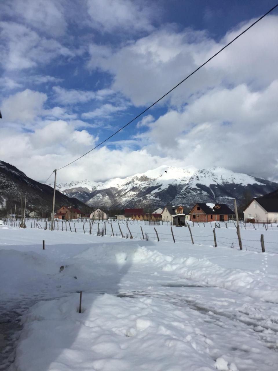 Bungalows-Oaza Vuthaj Dış mekan fotoğraf
