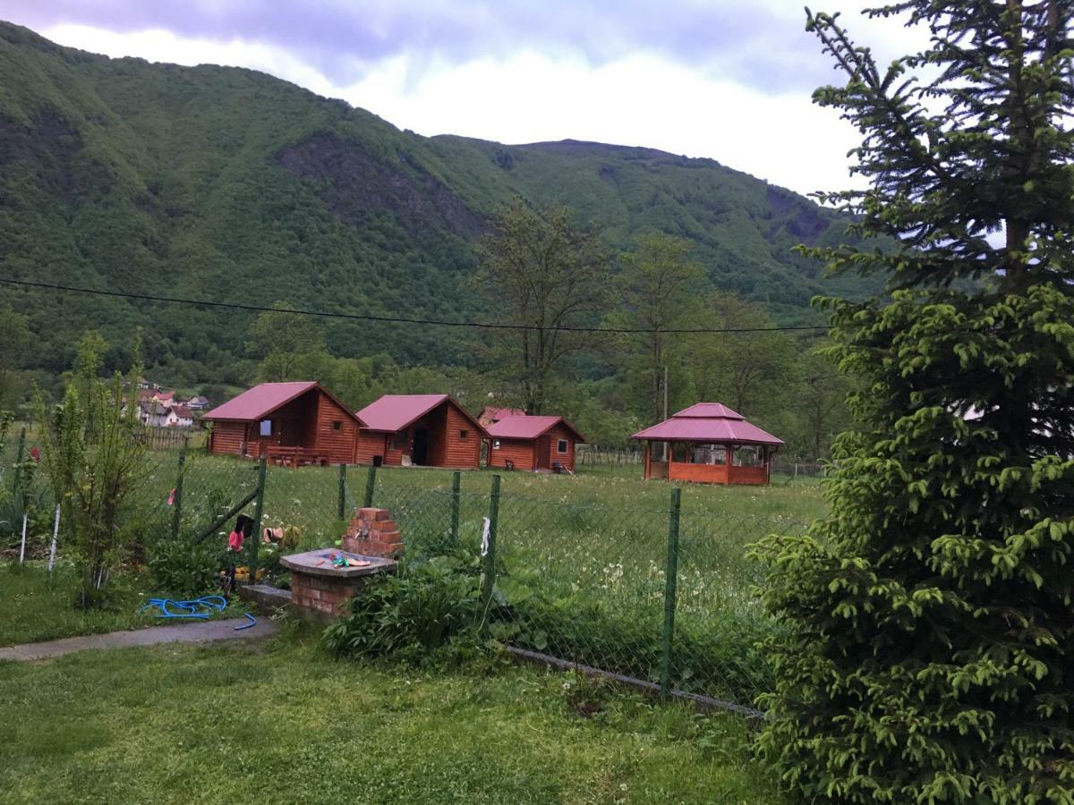Bungalows-Oaza Vuthaj Dış mekan fotoğraf