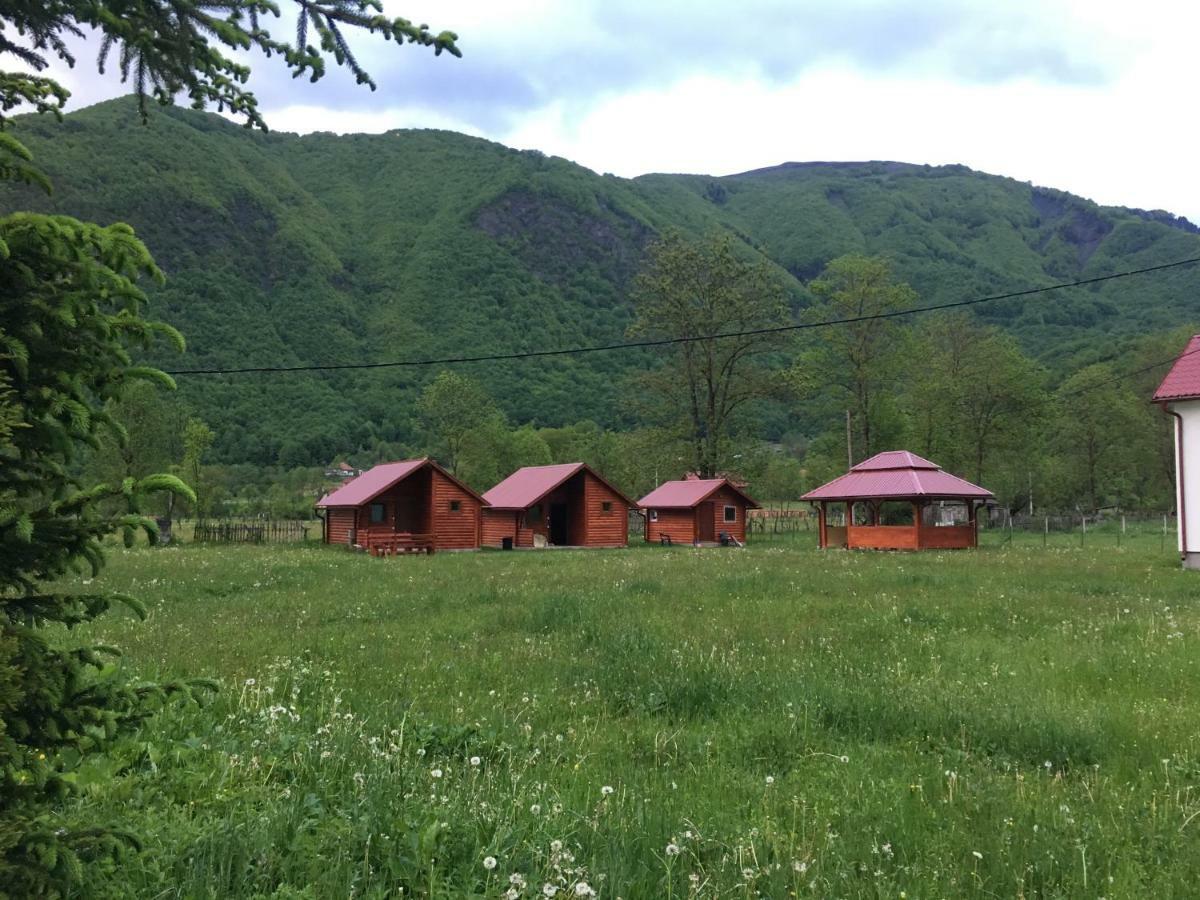 Bungalows-Oaza Vuthaj Dış mekan fotoğraf