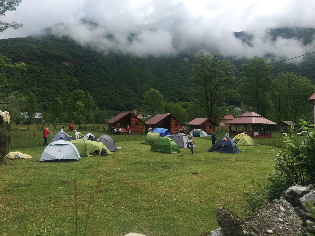Bungalows-Oaza Vuthaj Dış mekan fotoğraf