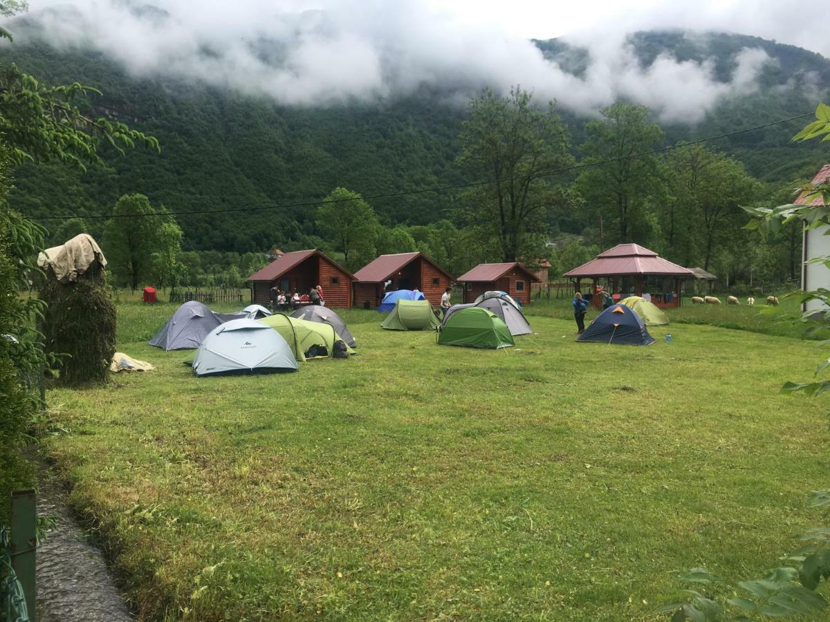 Bungalows-Oaza Vuthaj Dış mekan fotoğraf