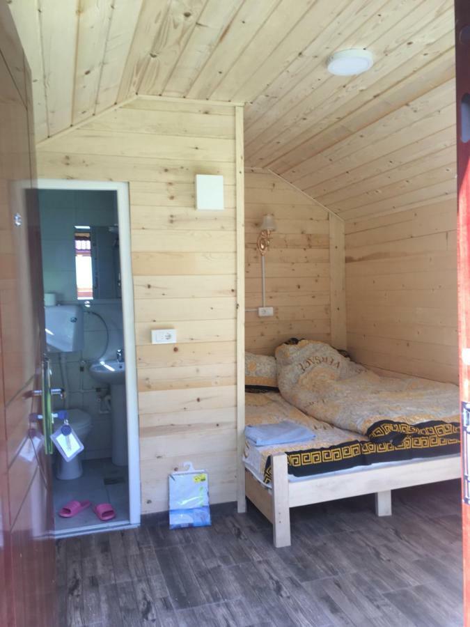 Bungalows-Oaza Vuthaj Dış mekan fotoğraf